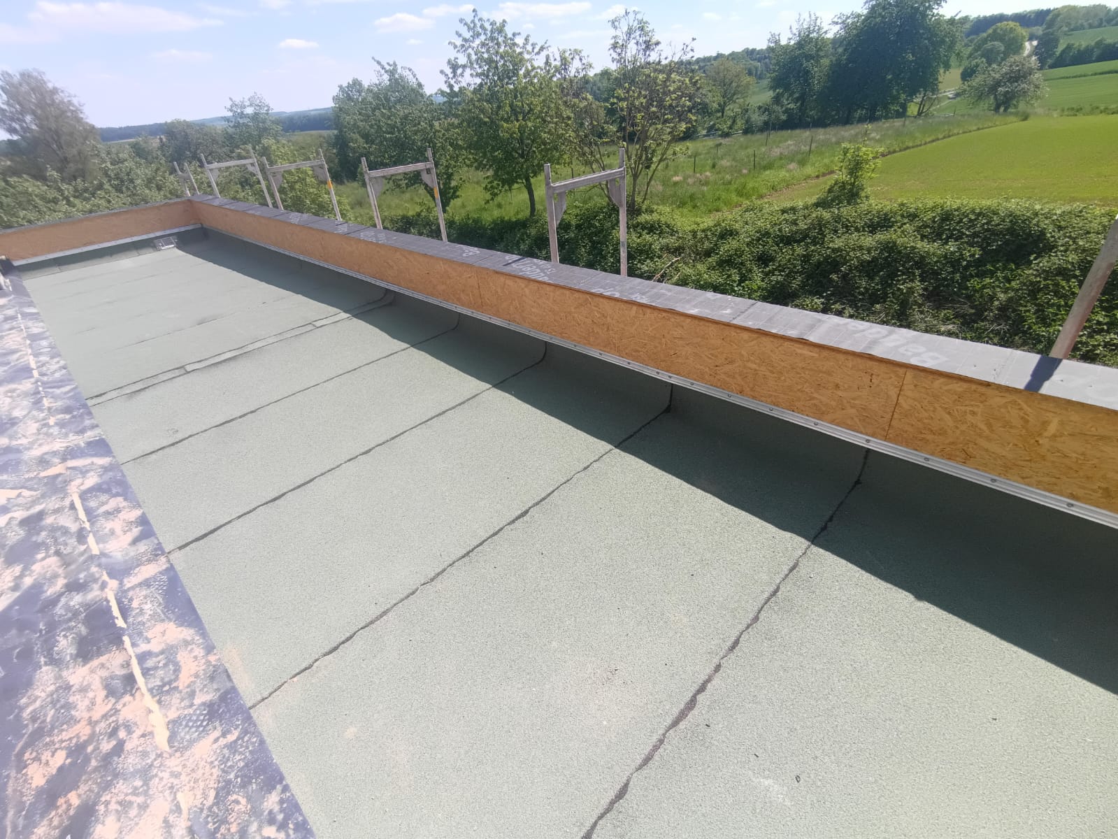 POSTAVLJANJE BITUMENSKE LJEPENKE S POSIPOM